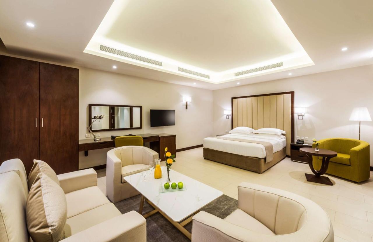 Best Western Plus Al Qurayyat City Center Dış mekan fotoğraf