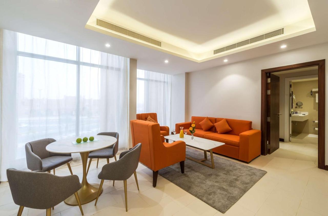 Best Western Plus Al Qurayyat City Center Dış mekan fotoğraf